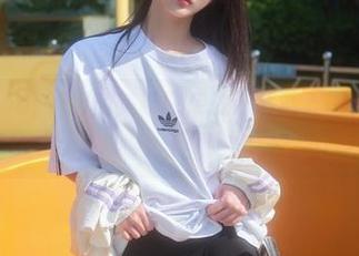 在Jang Joo(장주)的美脚图库挑战下载界限，同样刺激！