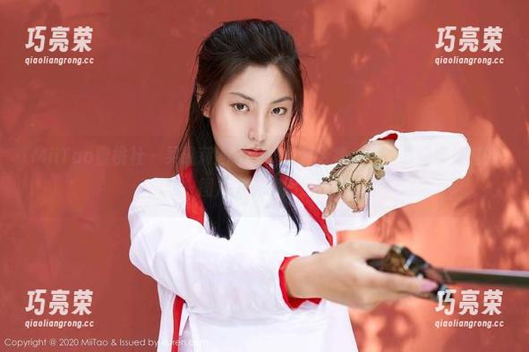 MiiTao蜜桃社-吴凯莉Kelly MiiTao蜜桃社 - 吴凯莉Kelly职业装合集,里面有你未见过的优雅,图片中满满都是自信啊~