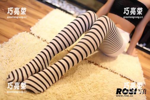 ROSI 自拍技能不够?ROSI的无圣光原图打脸你!