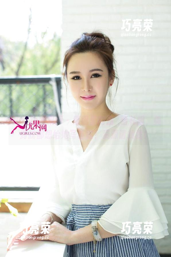 UGirls尤果网 - 原图里的温鈊怡礼服，美到我都想给她写首歌！资源请找我！