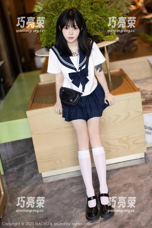 XIAOYU语画界-林乐一 XIAOYU语画界 - 一眨眼,林乐一的短裙作品就让人想起那个炎热的夏天,怪不得大家都爱。