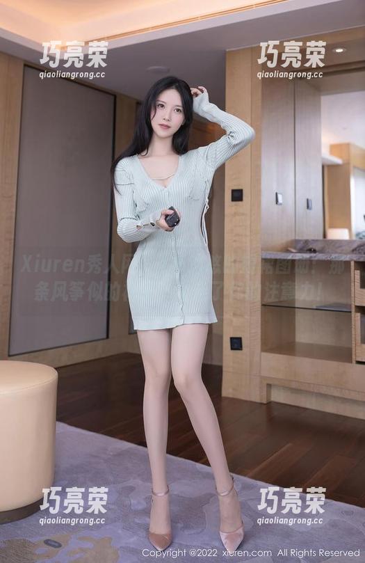 Xiuren秀人网-z杯悠悠 Xiuren秀人网 - z杯悠悠的短裙图册:那条风筝似的裙子,飞走了你的注意力!