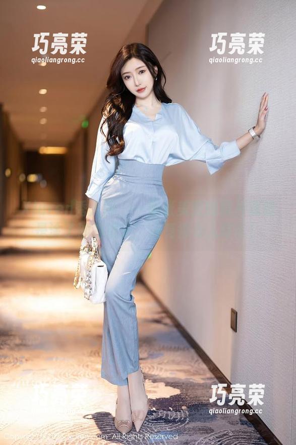 Xiuren秀人网-张美荧 Xiuren秀人网 - 一张张美荧的照片就像是涂了油的镜子,油亮得令人咋舌!