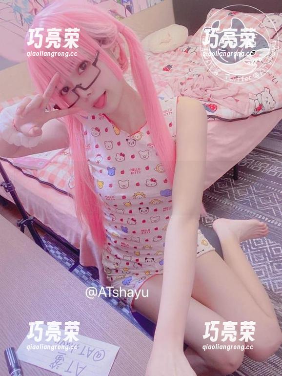 at鲨鱼 at鲨鱼又出新招!最新黑丝图包,有点让人停不下来……