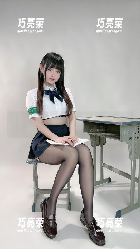 miko酱ww 壁纸新选择:miko酱ww在体操服里的每一个动作都值得珍藏!