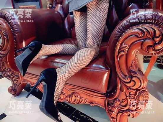 丝月神 微密圈 - 丝月神的旗袍肉丝高跟原图:难道这是我心中的女神吗?