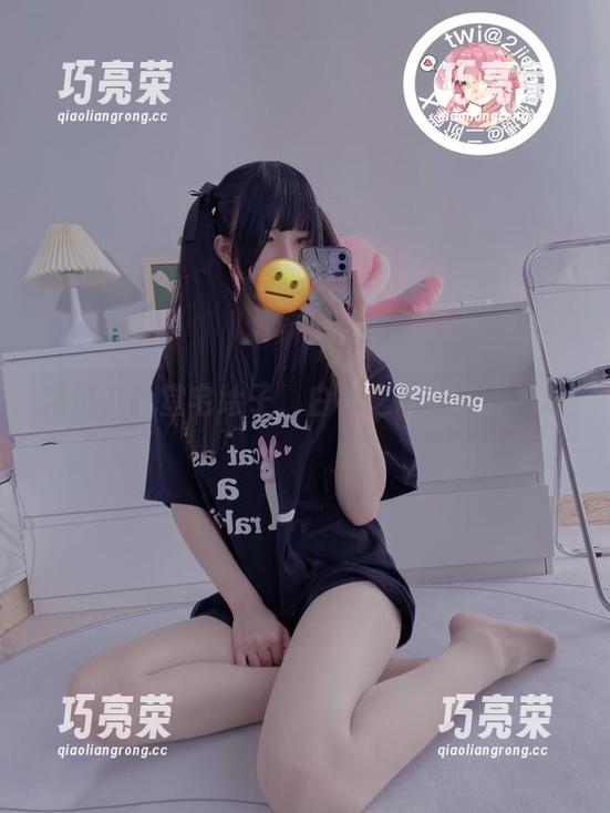 二阶堂宅绘子 精选二阶堂宅绘子,白裙之下的暗流涌动
