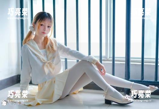 兔玩映画 收心!兔玩映画的吉他少女美图合集让你又想追星,又想加入乐队。