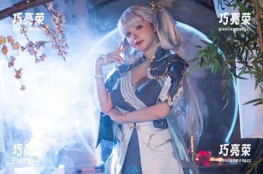 前羽rr 每次看到前羽rr的双人cos,心里都在叫“分享,拜托别停!”