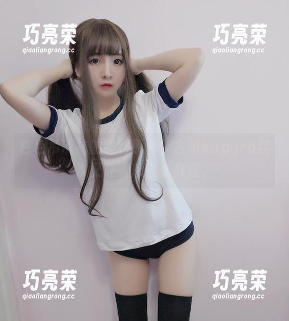 古川kagura 白色吊带袜的福利原图,古川kagura这次又让人想多看几眼。