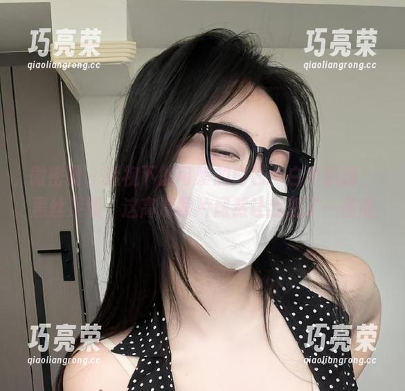 可爱的肉巴 微密圈 - 透视下的可爱的肉巴:白纱飘逸,黑丝紧绷,这高清照片居然让我想了一整晚