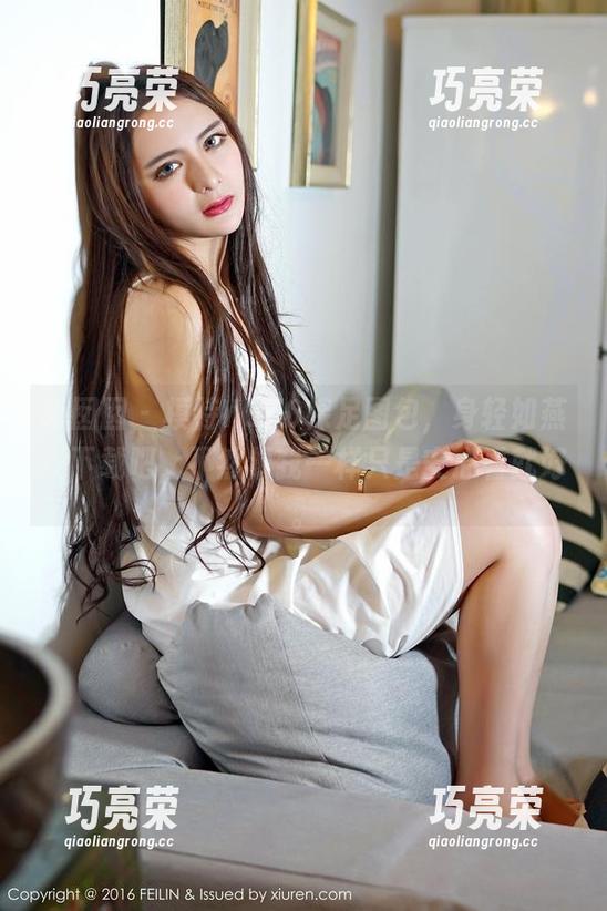 嗲囡囡-模特YOYO 嗲囡囡 - 模特YOYO裸足图包,身轻如燕,下载吧,不然像我一样只是安心看就好。