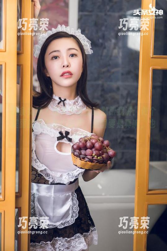 头条女神-张梦艺 头条女神 - 张梦艺全套瑜伽跟我讲:做个美丽的弓形你就赢了,原图要是真嘛,也不赖!