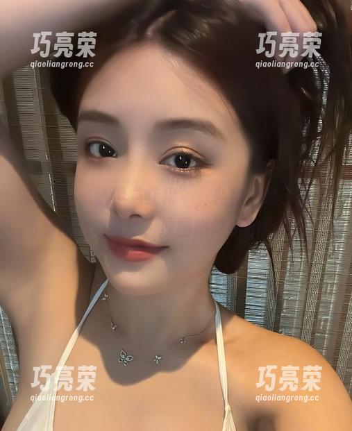 奶雯 微密圈 - 奶雯“红裙”,私拍记录了风中飞舞的尴尬舞步,原图附送小技巧包哦!