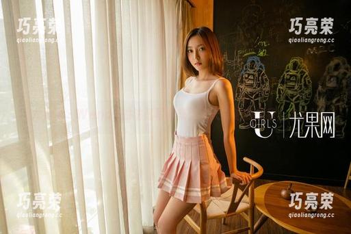 尤果网-Wendy 尤果网 - Wendy的油亮写真集:今天提油的是我,哈哈!