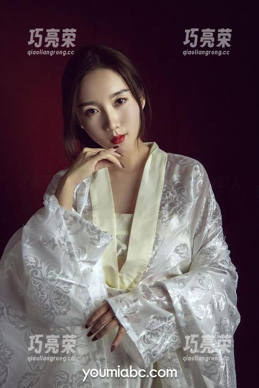尤蜜荟-M梦baby 尤蜜荟 - 原图还是原味,M梦baby的人比花娇可不止外表