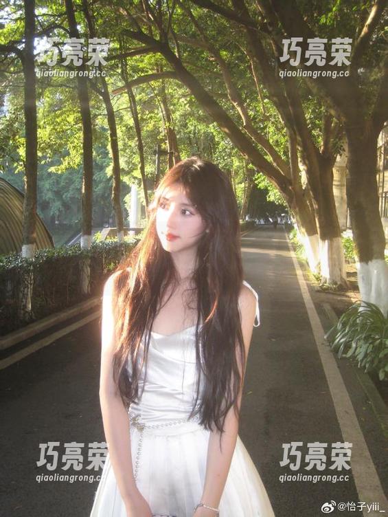 怡子yiii 就是这份肉丝全集,怡子yiii,你跟我说你没想多?哈哈!