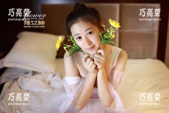推女神-Kiren_程程程 推女神 - 这也太爽了!Kiren_程程程的制服合集等你来下载。