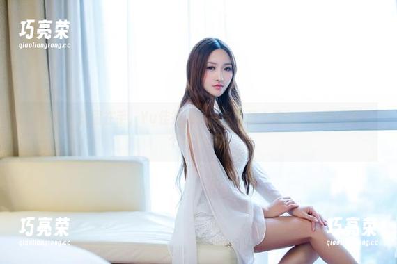 推女郎-Yu佳妮 推女郎 - 美图在手,Yu佳妮决定把自己送上天台,结果…露了个半电梯!