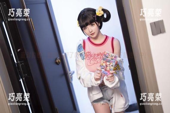 星之迟迟 面对豹纹,您准备好了吗?星之迟迟原图下载进行中!