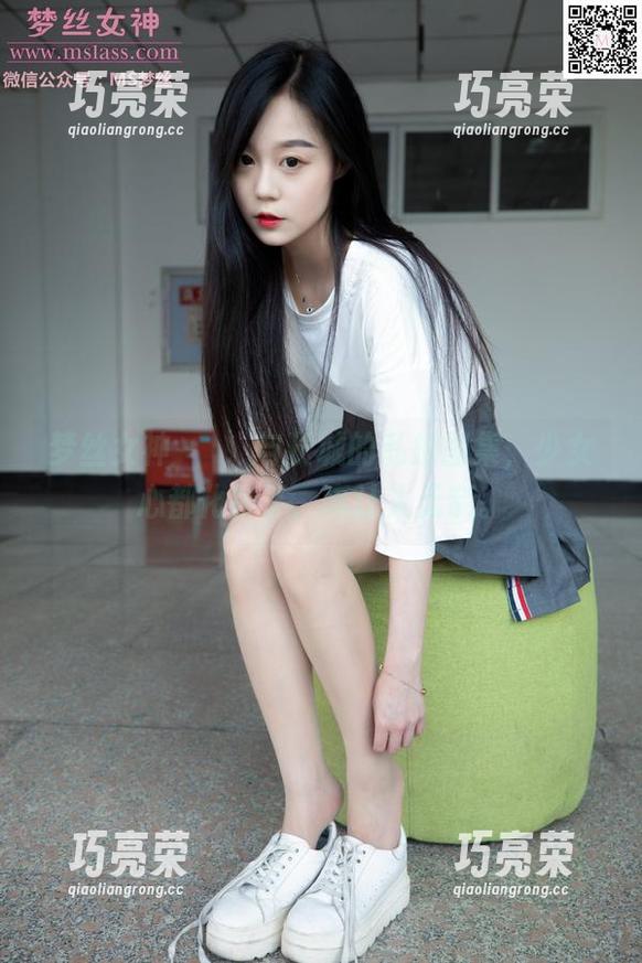 梦丝女神-玥玥 梦丝女神 - 玥玥与长城的私拍图集,少女心都化掉了,真让人无奈。