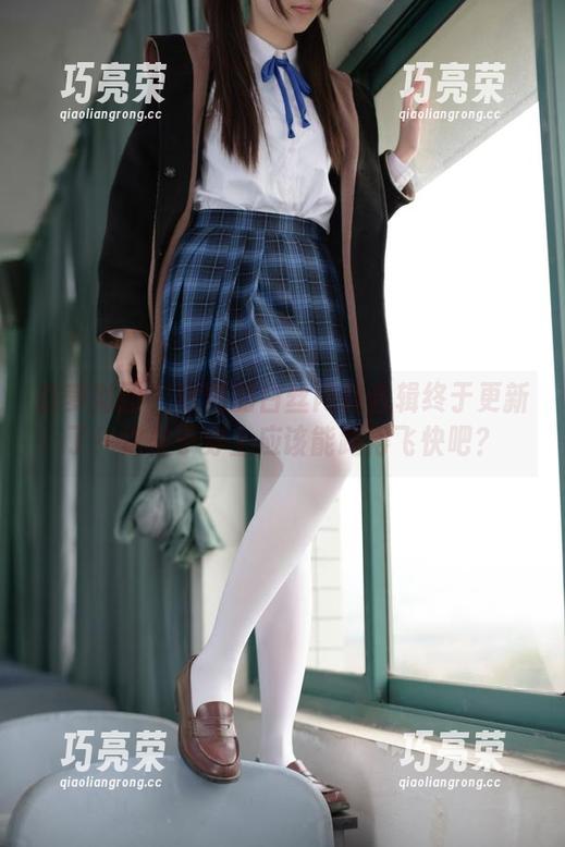 森萝财团 - 默陌的白丝网鞋合辑终于更新了！这鞋子穿上应该能跑得飞快吧？