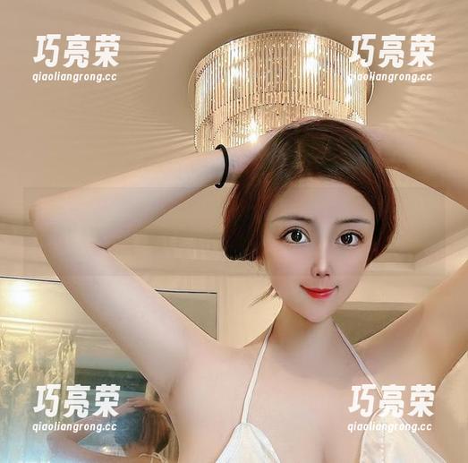 海豚baby 微密圈 - 从海豚baby那儿学到的:女王也有CTY(图集分享)!