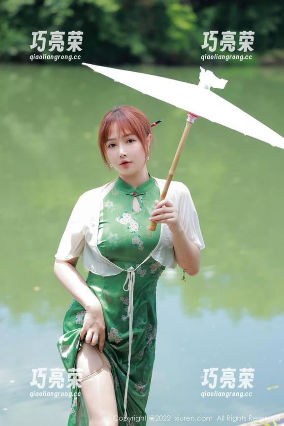 秀人网-Cherry绯月樱 秀人网 - 看Cherry绯月樱的《奶牛》,这不仅是作品,更是一种意外的诱惑,资源加倍!