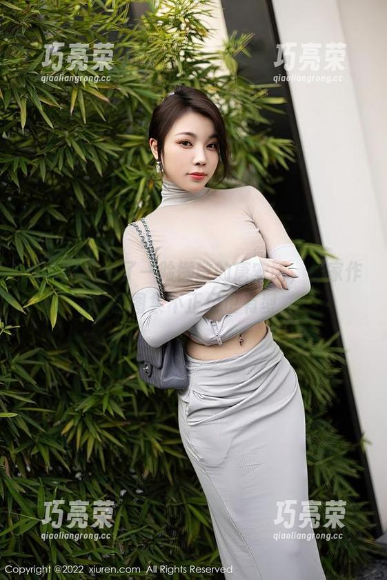 秀人网-唐安诺 秀人网 - 多了一脸懒散的唐安诺,居家作品图集不正经也有型