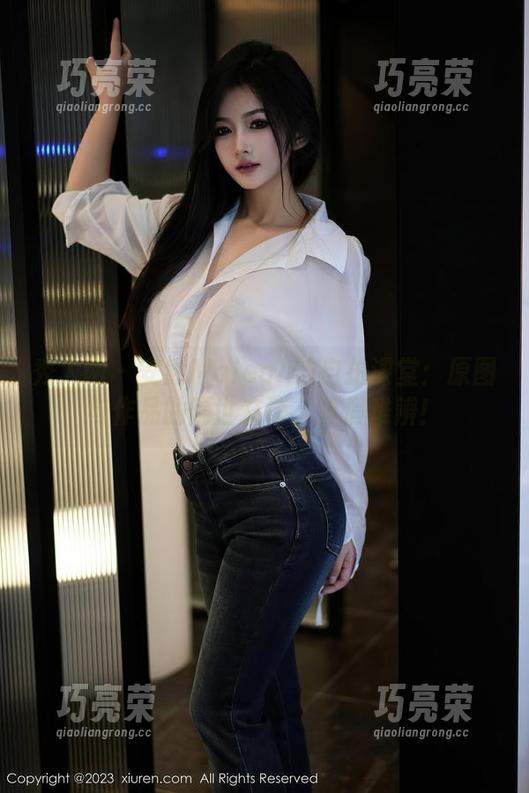 秀人网-安然Maleah 秀人网 - 安然Maleah的自拍课堂:原图与作品的隔世交谈,真假难辨!