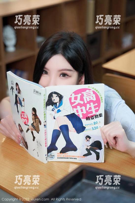 秀人网-梦娜Vanessa 秀人网 - 图包上线!梦娜Vanessa的私人礼服秀,想看?来啊,别害羞!