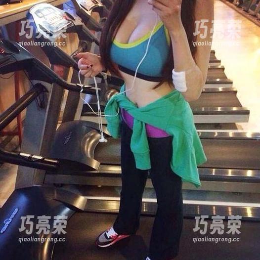 紫色哒豚豚 微密圈 - 紫色哒豚豚,这美图会不会太会玩了,难得的红色图包不可错过!