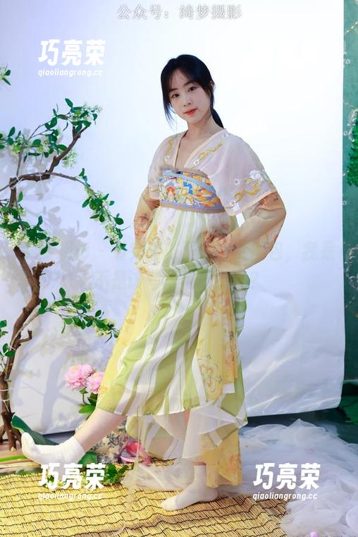 绮梦摄影-阿依夏 绮梦摄影 - 看完阿依夏的修女图包,我是不是该考虑进修会了?