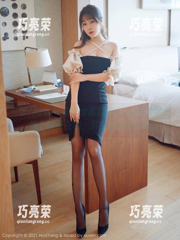 花漾show-赵惟依coco 花漾show - 我来分享赵惟依coco的内衣,嘴上说不在意,其实还挺关注的。