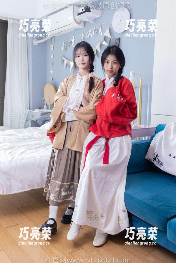 袜啵啵-芝士 袜啵啵 - 芝士短白丝,花絮宝藏美图出没中,抓紧时间哦