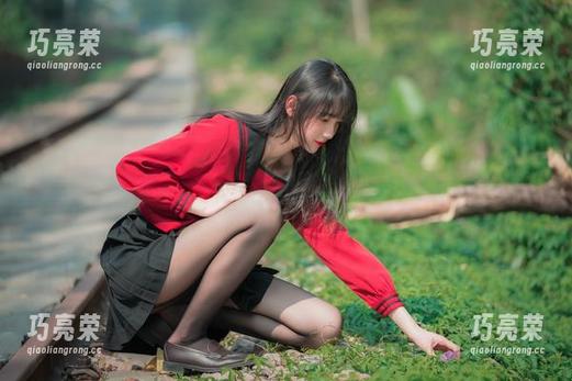 西呱呀呀呀 这才是西呱呀呀呀的真本事,私拍美脚合集,老司机也醉了