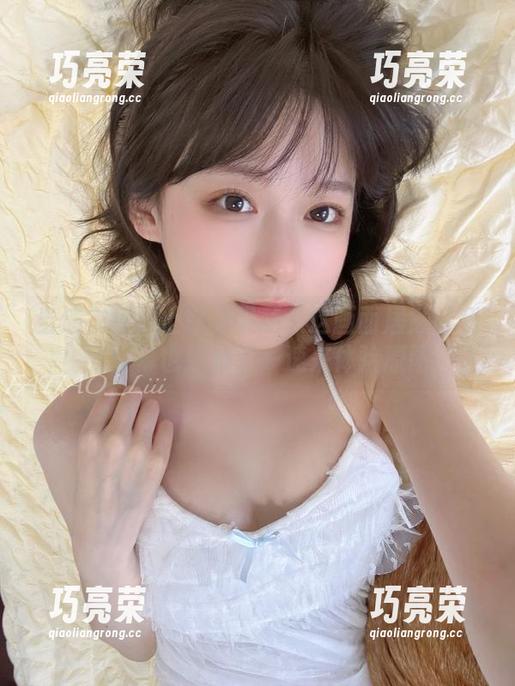 当连衣裙遇上迷之呆梨：这画面居然让我的屏幕也妒忌了—速来体验原图