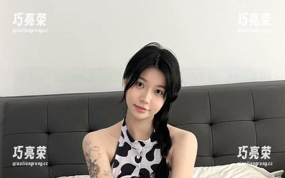 微密圈 - 鱼神鱼的最新可爱更新，一口气看上千张图！这是在作什么，叹气吗？