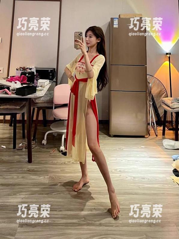 黎允熙baby 微密圈 - 你有没有看过黎允熙baby这回的红色蕾丝?定制效果棒得不行,无法抗拒!